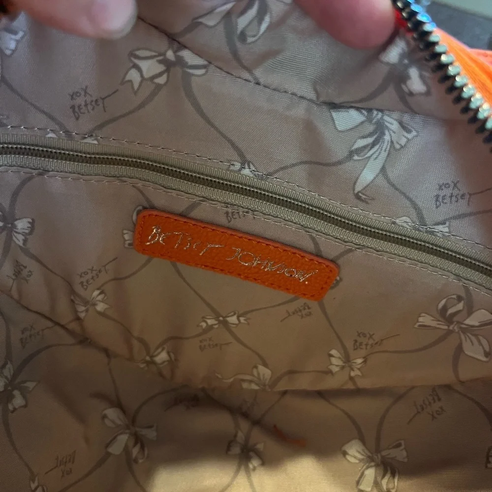 NWT Betsey Johnson Pumpkin Purse ๐ Kitsch Pumpkin Crossbody - Picture 5 of 7
